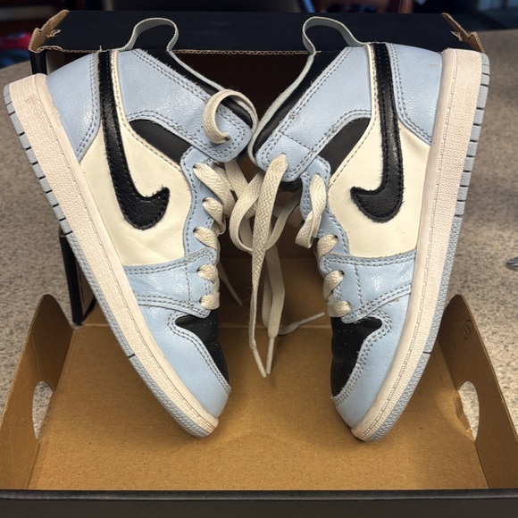 Nike Jordans for Kids in Sky Blue, Black, and White - Picture 3 of 4